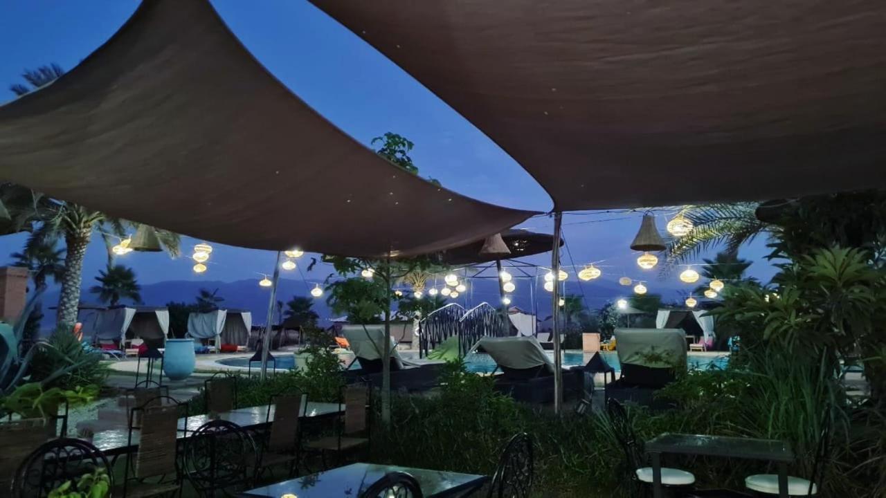 Les Jardins D Amizmiz 6 Piscines Wawizelte Exterior foto