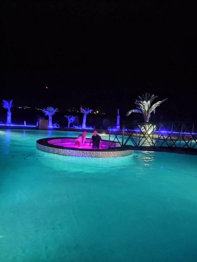 Les Jardins D Amizmiz 6 Piscines Wawizelte Exterior foto